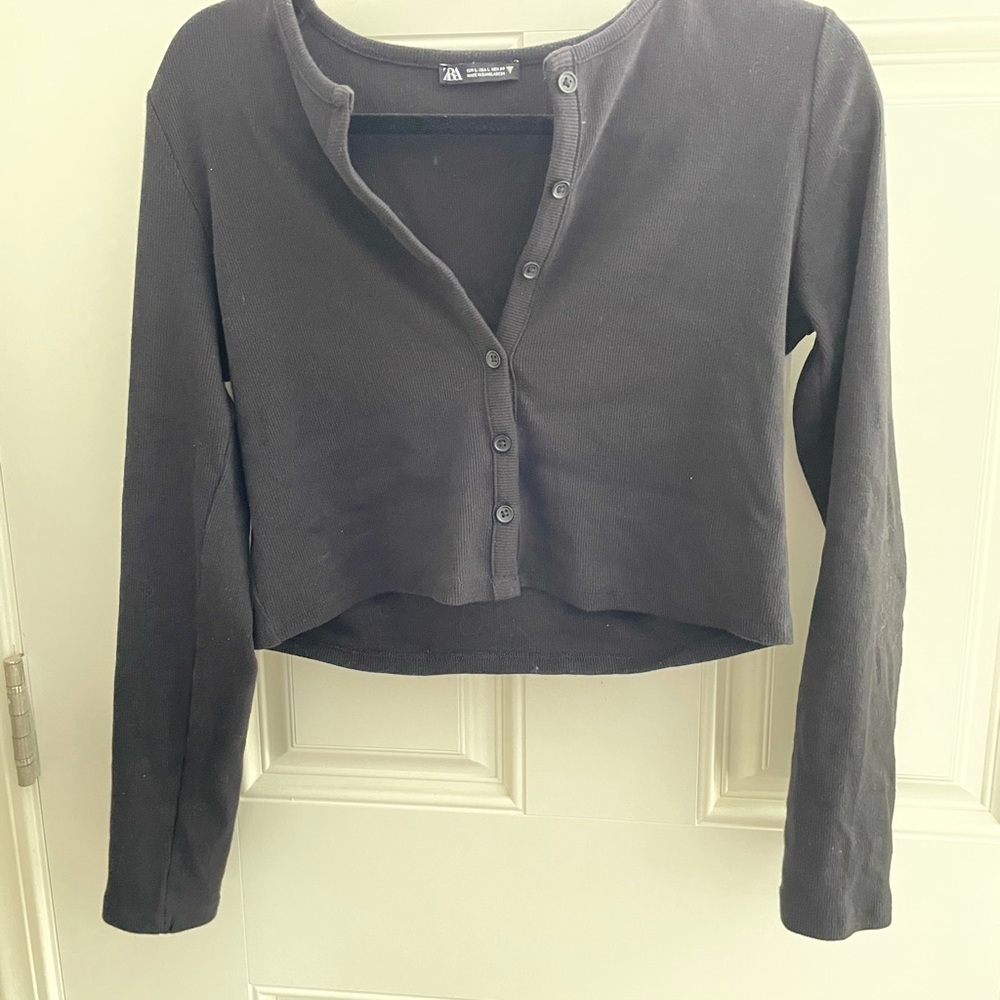Zara cropped button up sweater